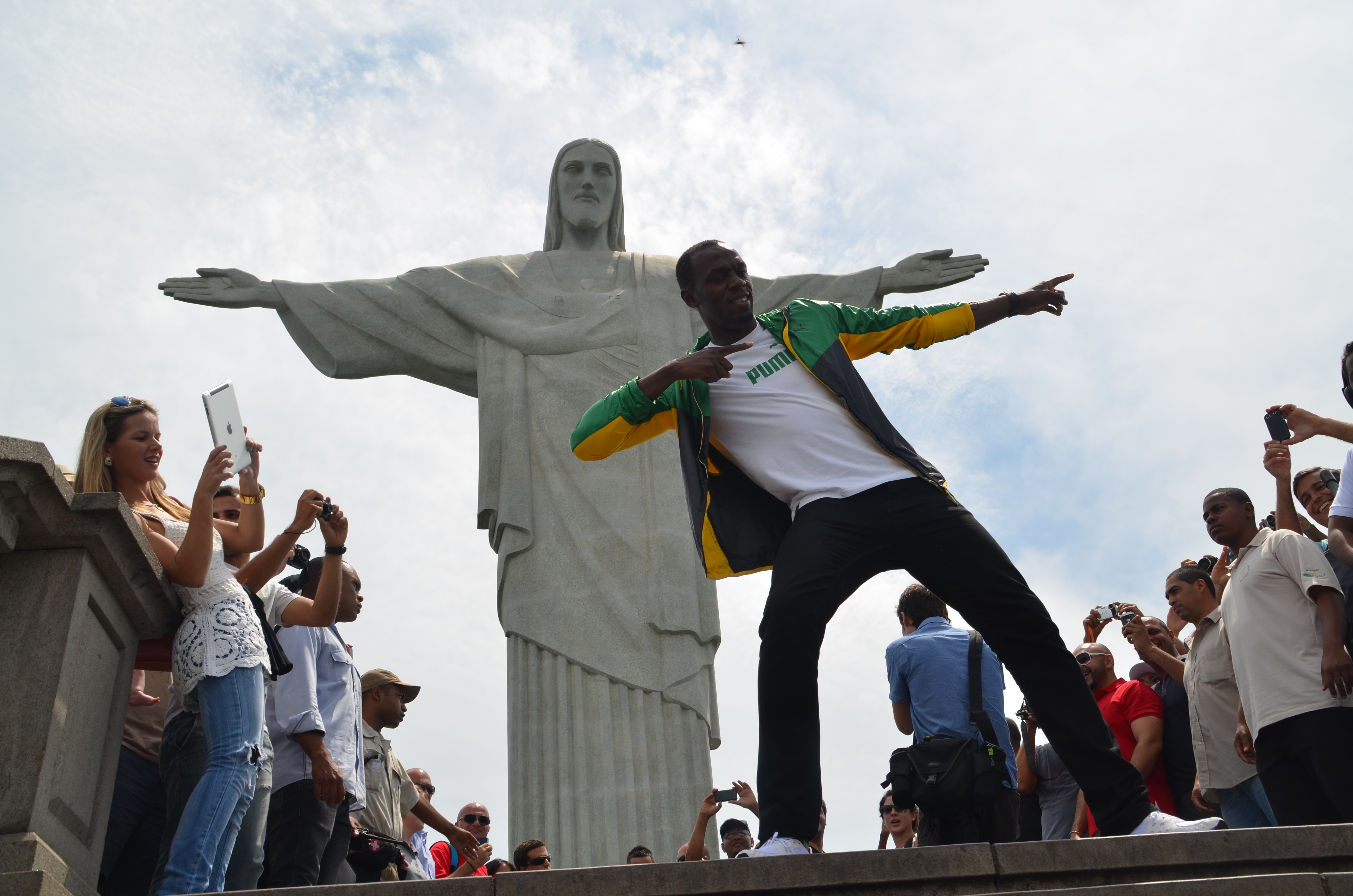 Usain Bolt to run 150m race on Copacabana beach