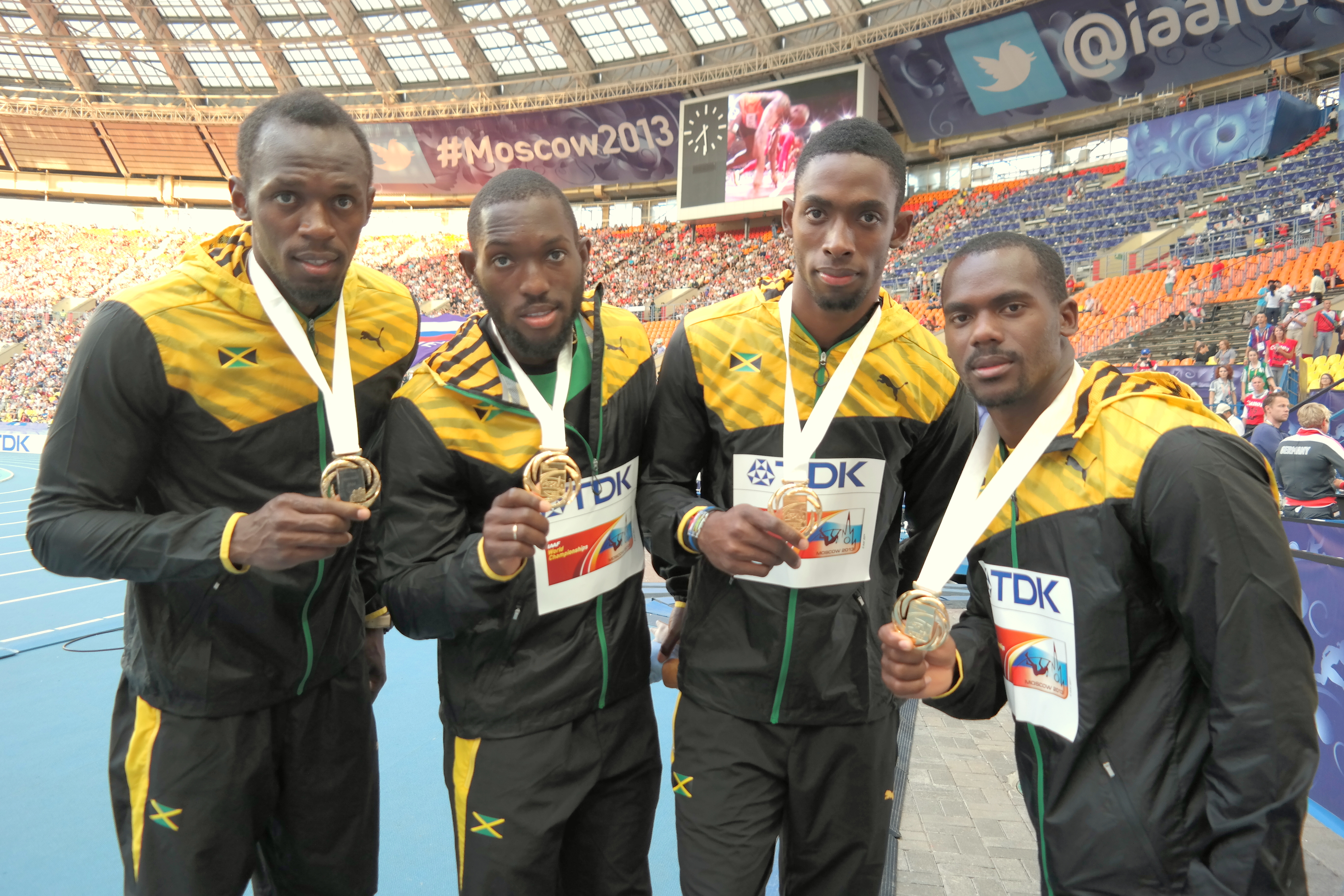 4x100m gold makes it 8 at World Champs
